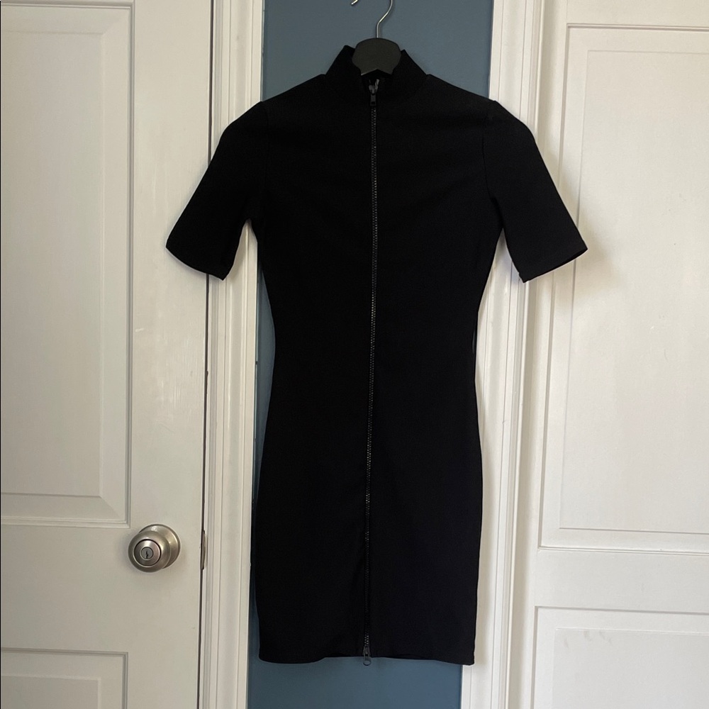 PrettyLittleThing Black Ribbed Full Zip Front Bodycon‎ Mini Dress Short Sleeve 2